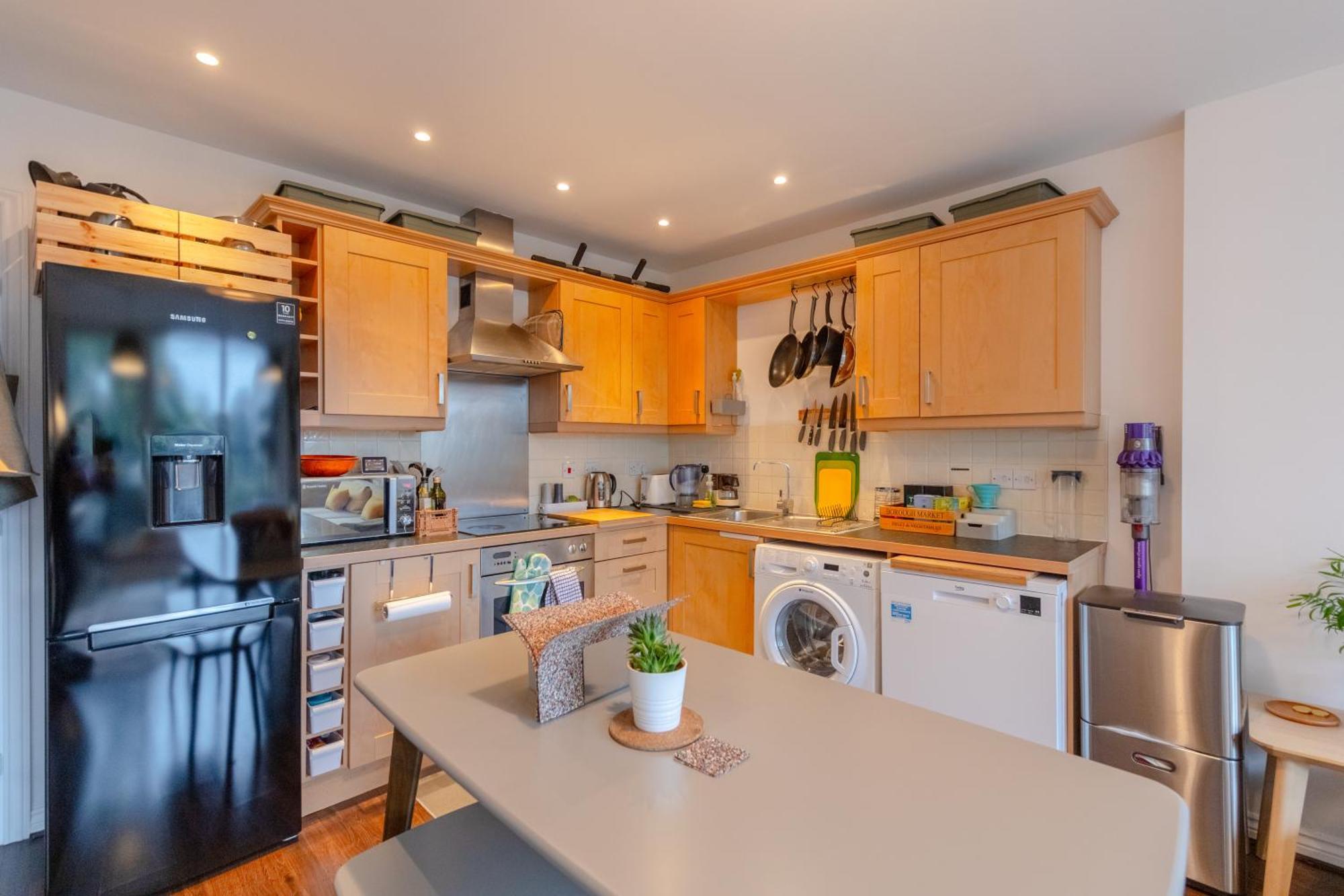 Vibrant & Modern 1Bd Flat - Hackney Apartment ลอนดอน ภายนอก รูปภาพ